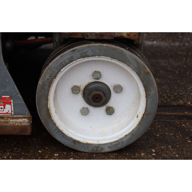 2015 SkyJack SJ3219-44795339