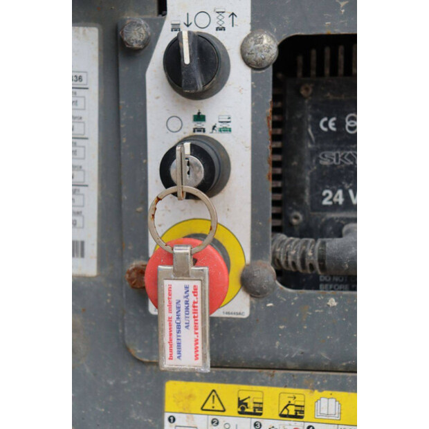 2016 SkyJack SJ 3219-44795360