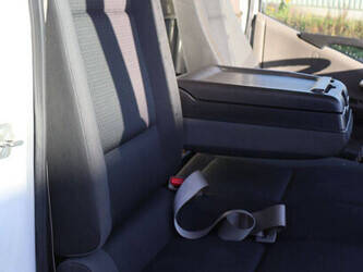 nissan-cabstar-35-12-1402379-44795539