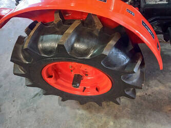 kubota-b6000-1402384-44795674