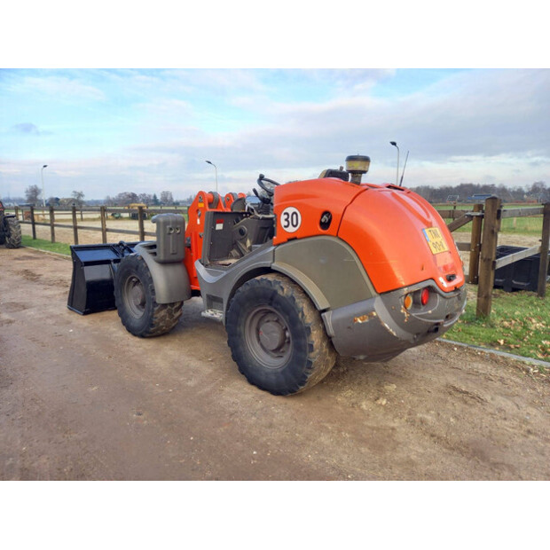 2009 احلامن AX100-44795731