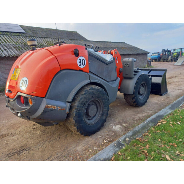 2009 احلامن AX100-44795732