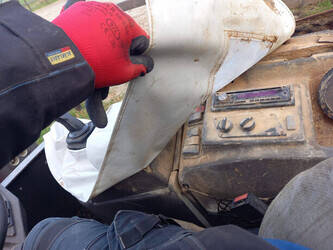 2009-ahlmann-ax100-44795735