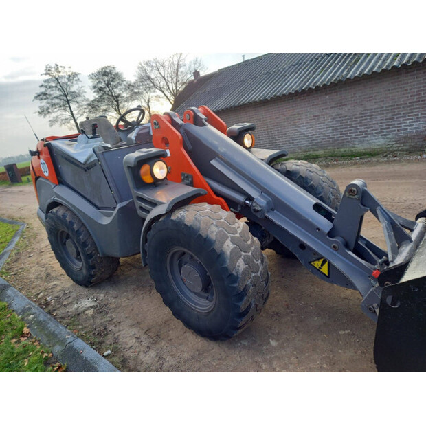 2009 احلامن AX100-44795741