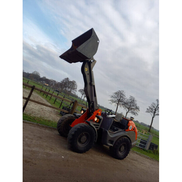 2009 احلامن AX100-44795742