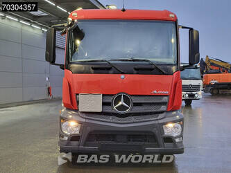 2014-mercedes-benz-antos-2632-1402388-44795748