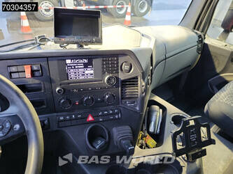 2014-mercedes-benz-antos-2632-1402388-44795760