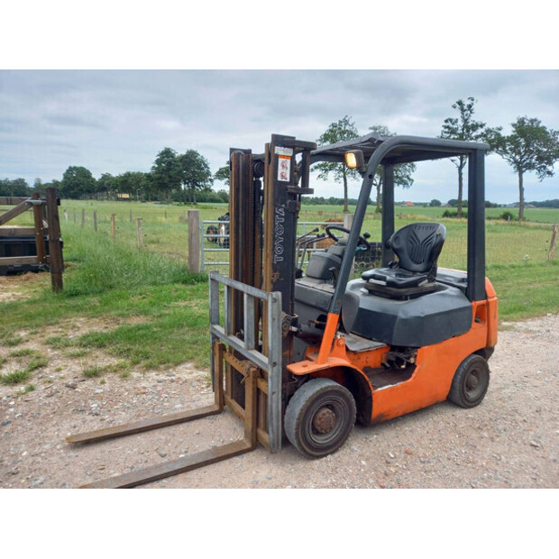 Toyota 02-7FD14-44795850