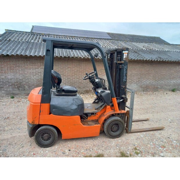 Toyota 02-7FD14-44795853