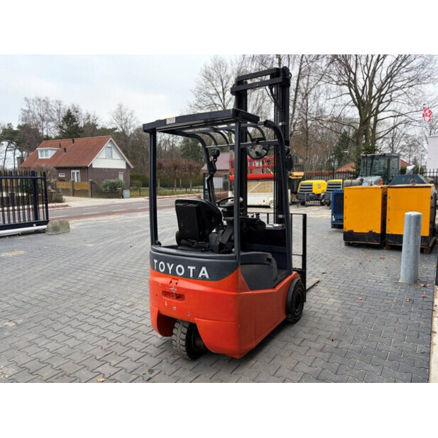 2012 Toyota 7FBEST13-44795895