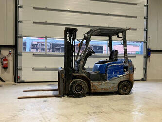 Image for FORKLIFTS 2011 TCM FHD15T3