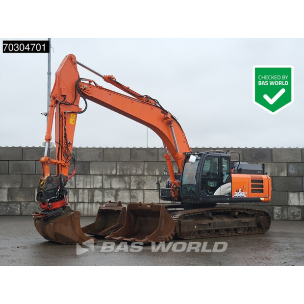 2018 هيتاشى ZX300LC-6-44796104