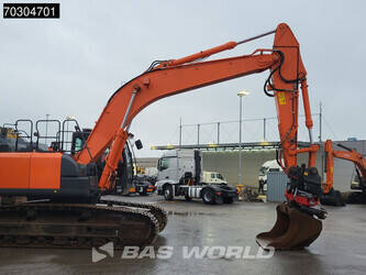 2018-hitachi-zx300lc-6-1402405-44796111