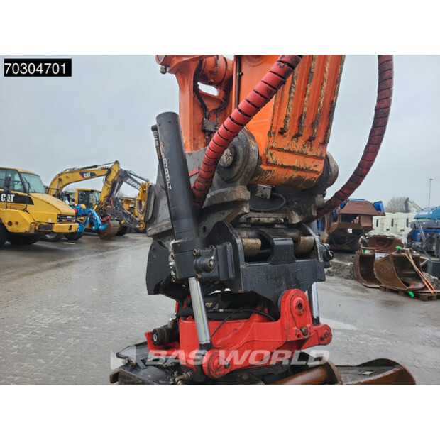 2018 هيتاشى ZX300LC-6-44796131