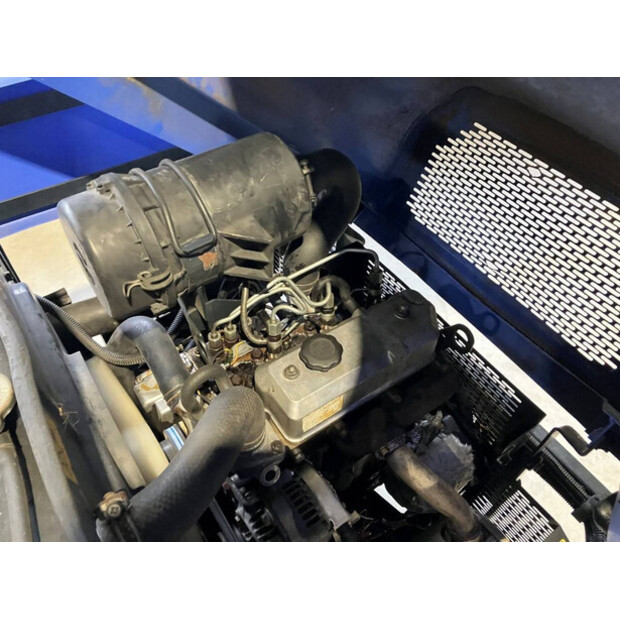 2010 لسكي SFH240F-44796136