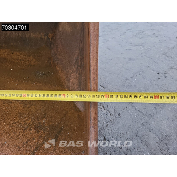 2018 هيتاشى ZX300LC-6-44796137