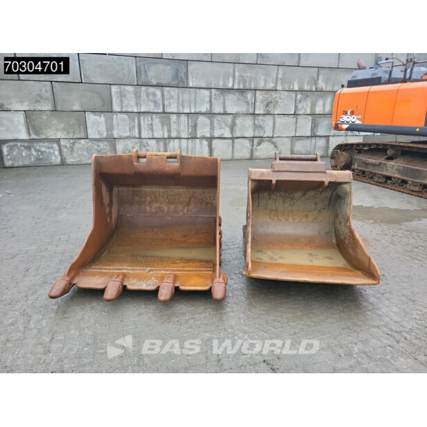 2018 هيتاشى ZX300LC-6-44796151