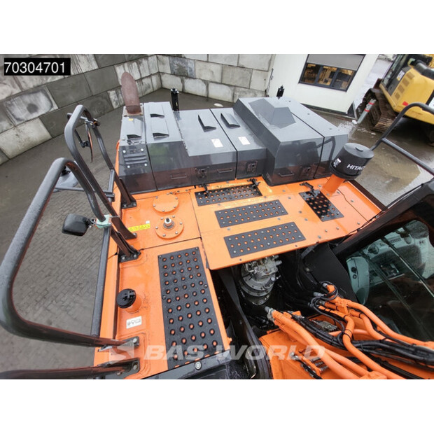 2018 هيتاشى ZX300LC-6-44796161