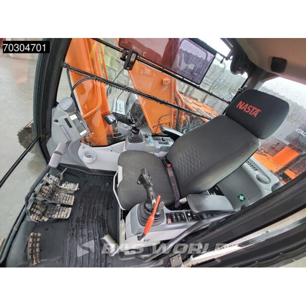 2018 هيتاشى ZX300LC-6-44796164