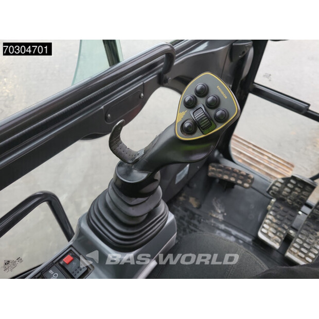 2018 هيتاشى ZX300LC-6-44796170