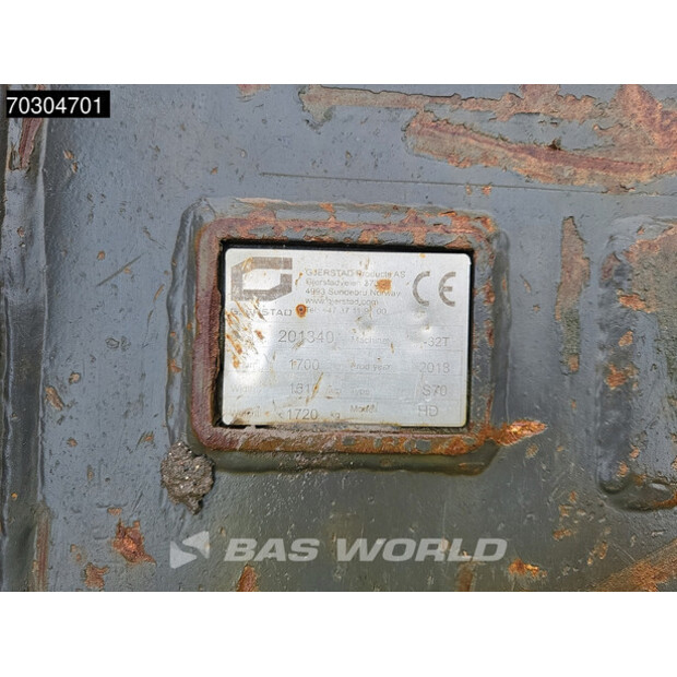 2018 هيتاشى ZX300LC-6-44796174