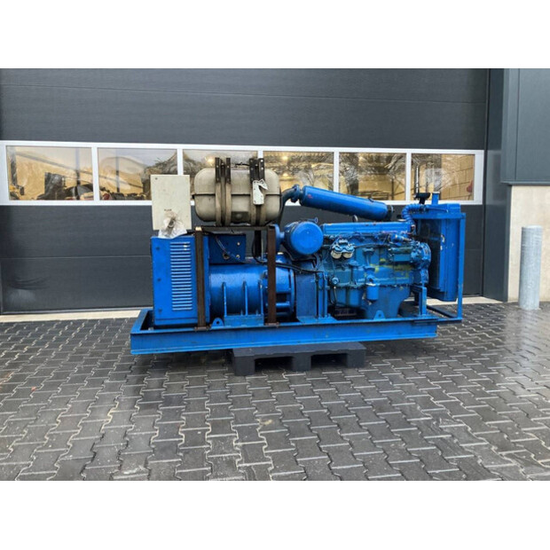 Ford AL 40 Y4-44796184