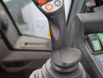 2019-kramer-355-1402420-44796584