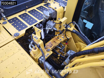 2012-komatsu-pc210lc-10-44796687