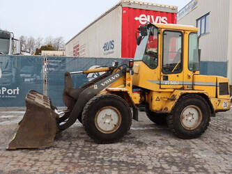Image for WHEEL LOADERS 1999 Volvo ZL502C
