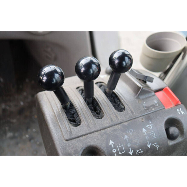 2007 Volvo L90F-44796784