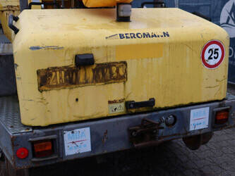 2011-bergmann-2050s-1402428-44796908