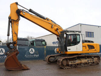 صورة ل حفارات مجنزرة 2018 ليبهير R926WLC