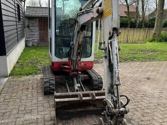 2001-takeuchi-tb016-44797104