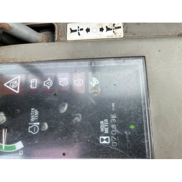 2001 TAKEUCHI TB016-44797106