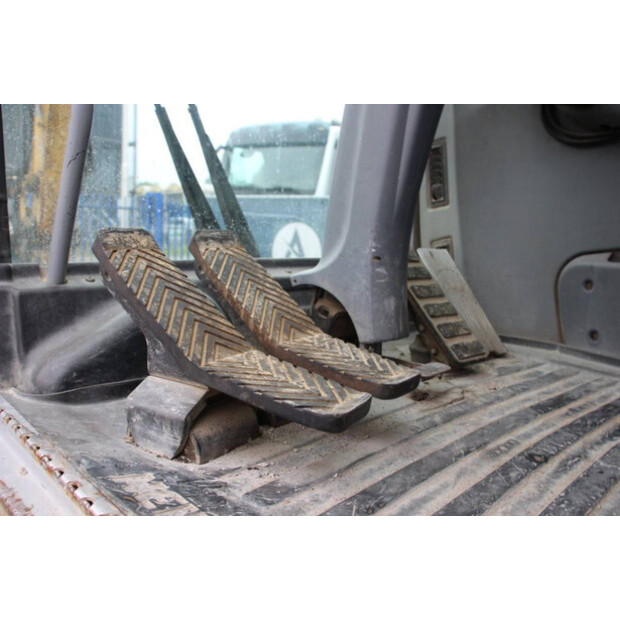 2008 New Holland MH5 Plus-44797169