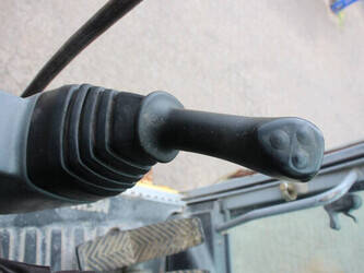 2008-new-holland-mh5-plus-1402437-44797173