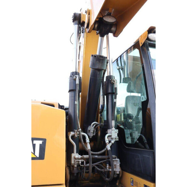 2015 Caterpillar M318F-44797306