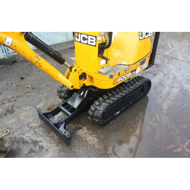 2018 JCB 8008 CTS-44797404
