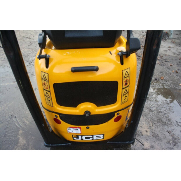 2018 JCB 8008 CTS-44797407