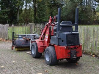 2004-fuchs-f853h-1402452-44797445