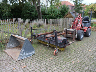 2004-fuchs-f853h-1402452-44797450