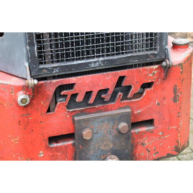 2004 فوكس F853H-44797459