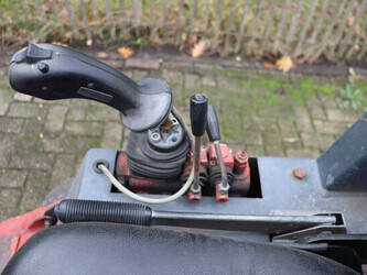 2004-fuchs-f853h-1402452-44797471