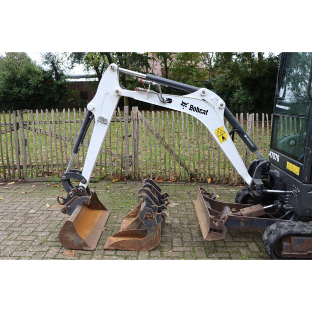 2021 BOBCAT E17-44797504