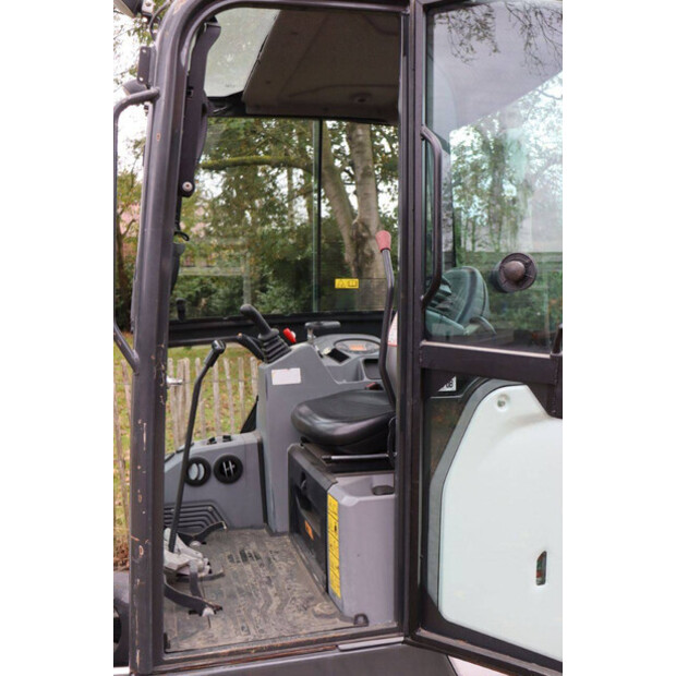 2021 BOBCAT E17-44797514