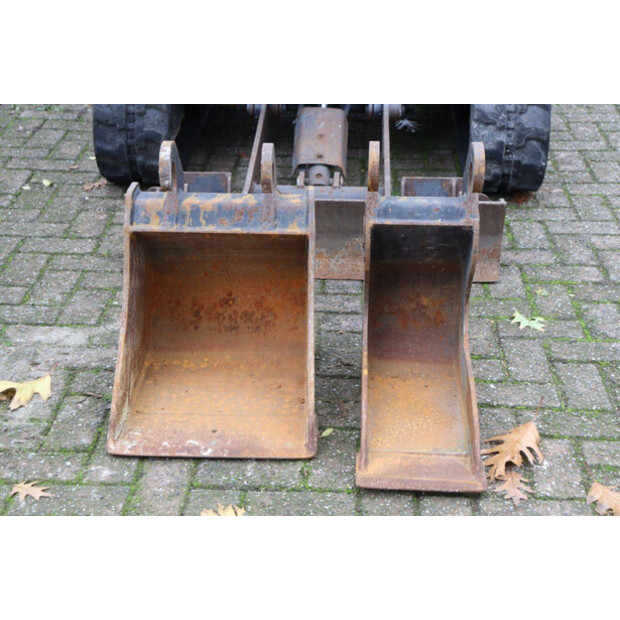 2021 BOBCAT E17-44797540