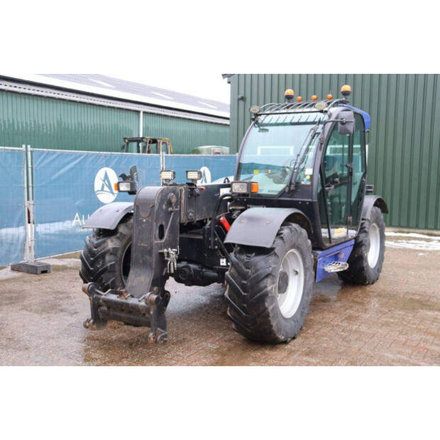 2011 نيو هولاند LM5060-44797708