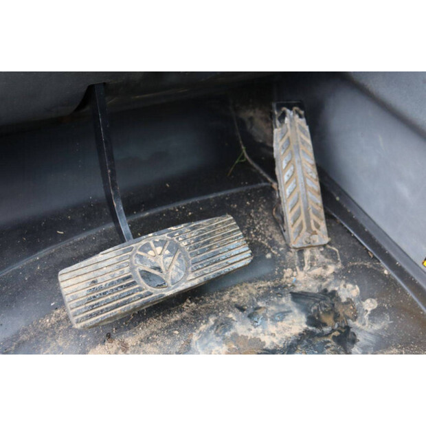 2011 نيو هولاند LM5060-44797728