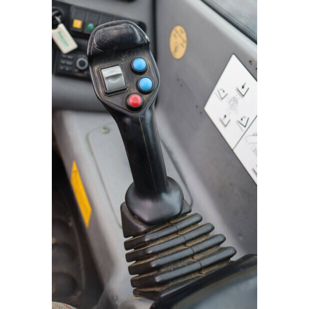 2011 نيو هولاند LM5060-44797730