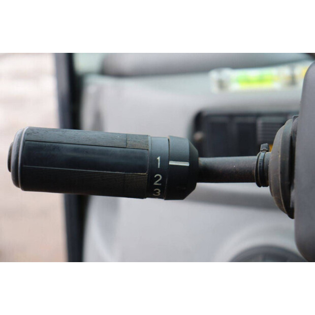 2011 نيو هولاند LM5060-44797735